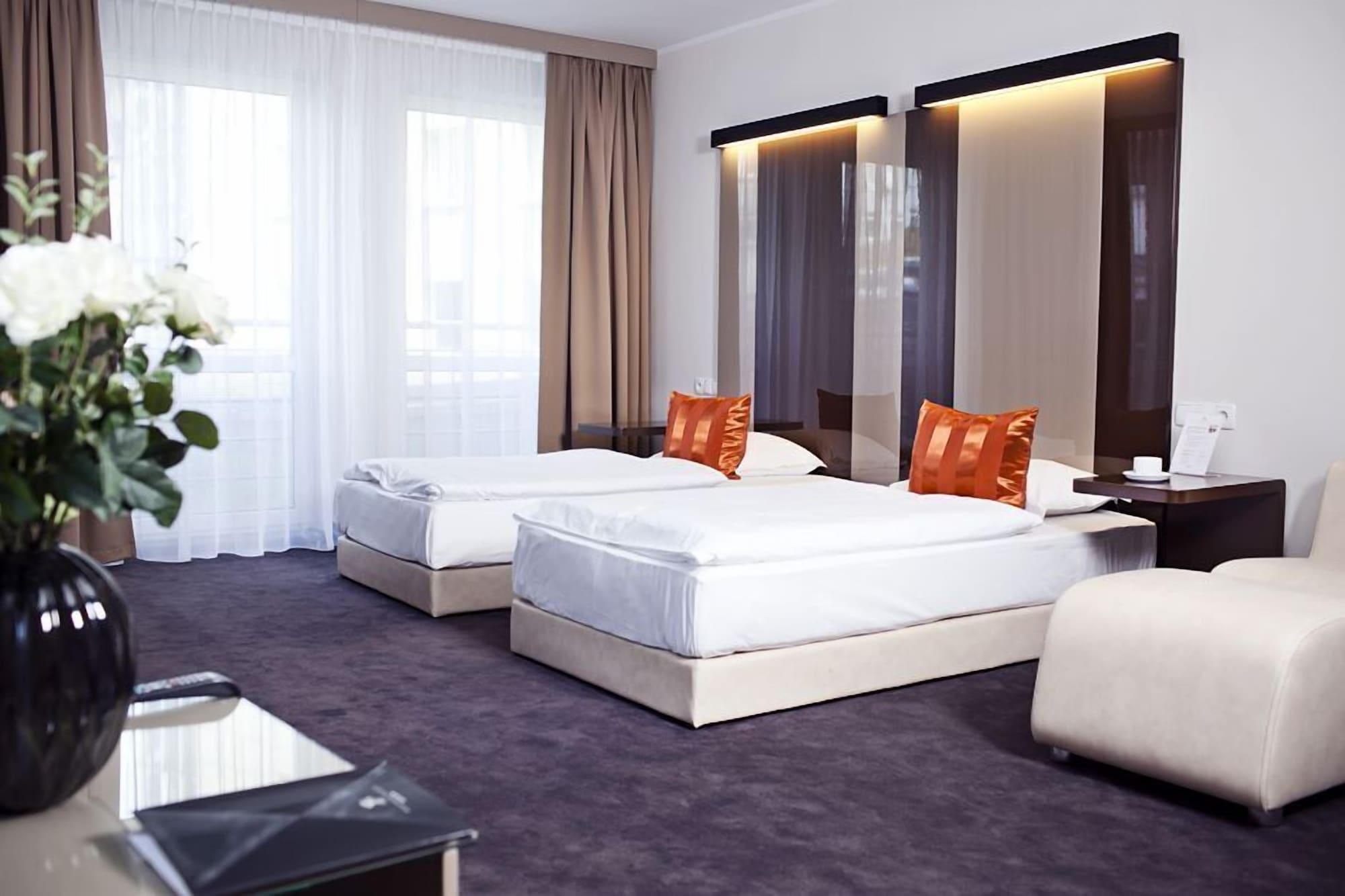 Platinum Aparthotel