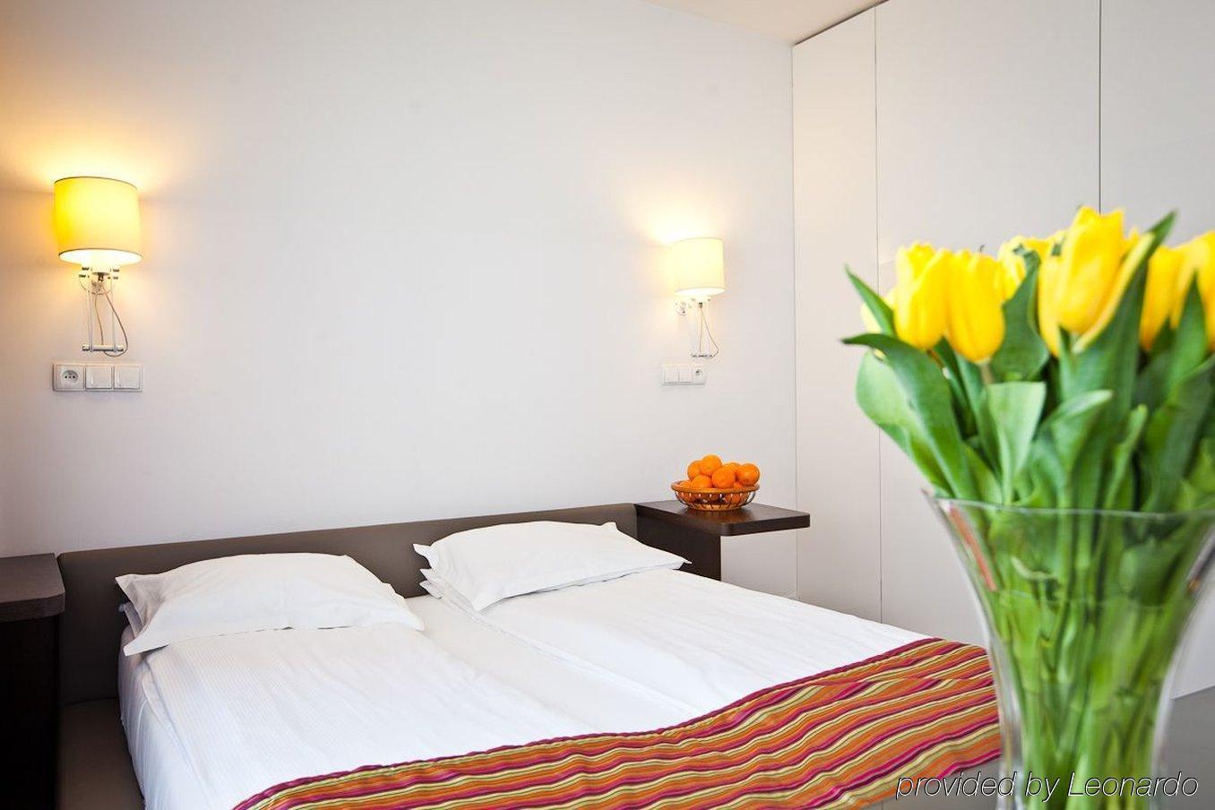 Platinum Aparthotel